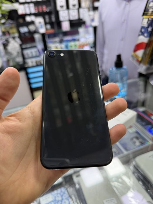 Срочно продам iphone SE (Perfectum)