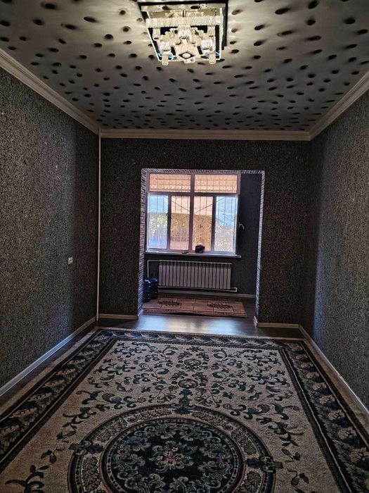 Продаётся 2х  квартира на 1 этаж орр 5-МИКР