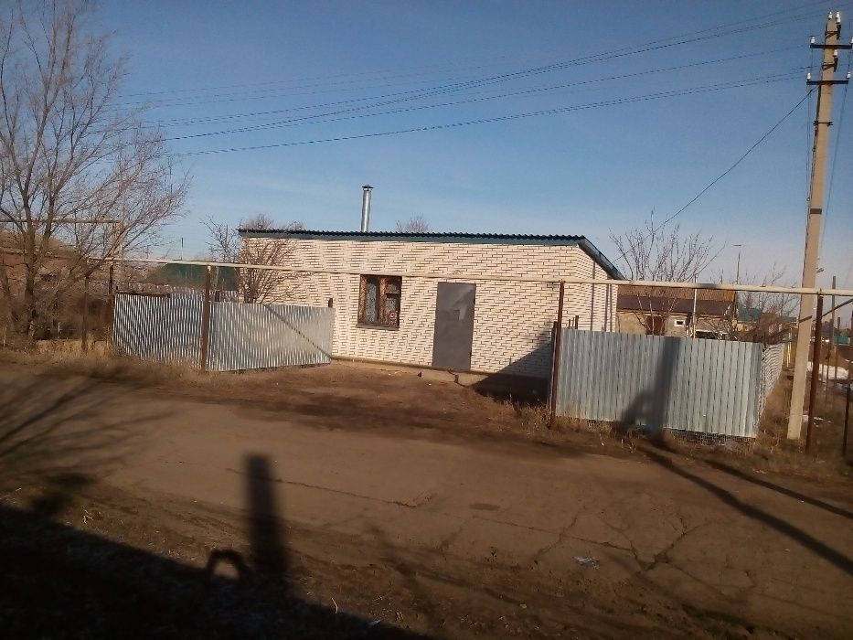 здание под магазин подстёпное