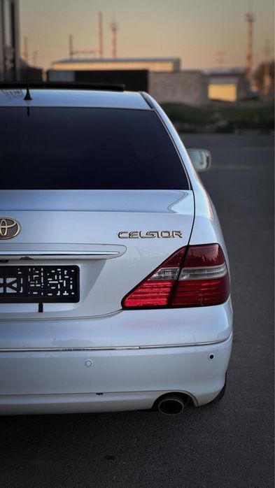 Продам Toyota CELSIOR