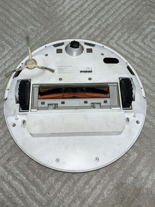 продам робот-пылесос dreame