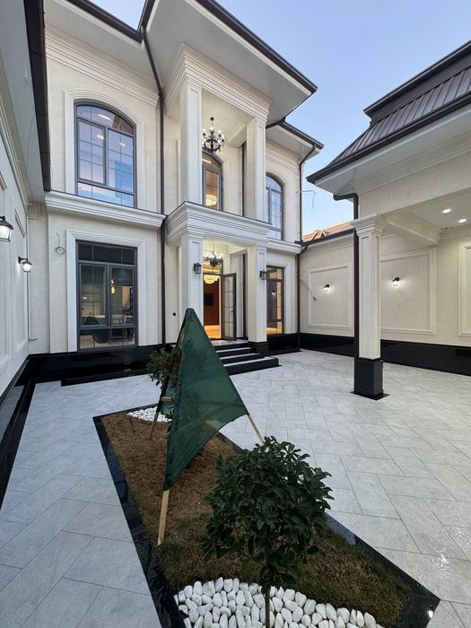 Срочно продается дом 5 комнат + холл, ориентир: Катта Хасанбай, 450м²