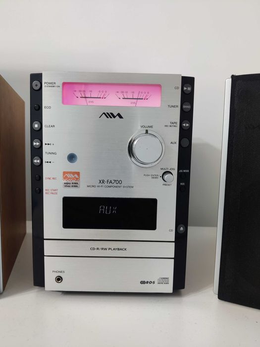 Sistem audio AIWA