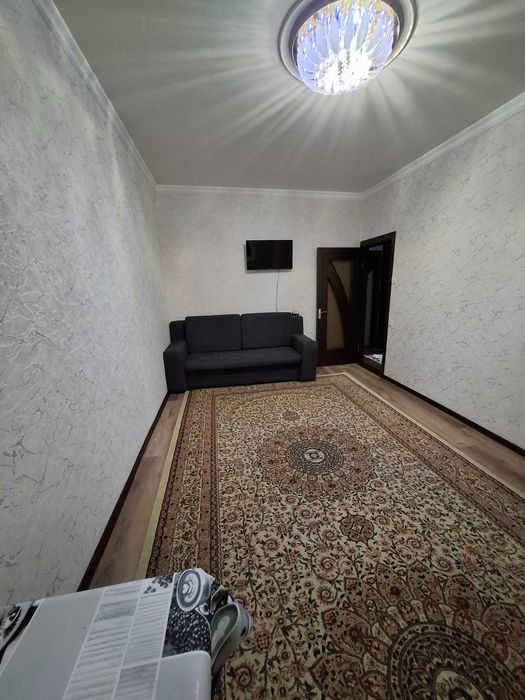 Сдаётся квартира!Чиланзар, 8-й квартал. Своя! Уй эгаси ман!