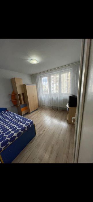 Dau in chirie apartamnet