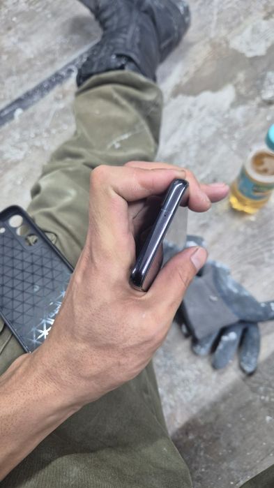 Продам с 22 8/128 в идале