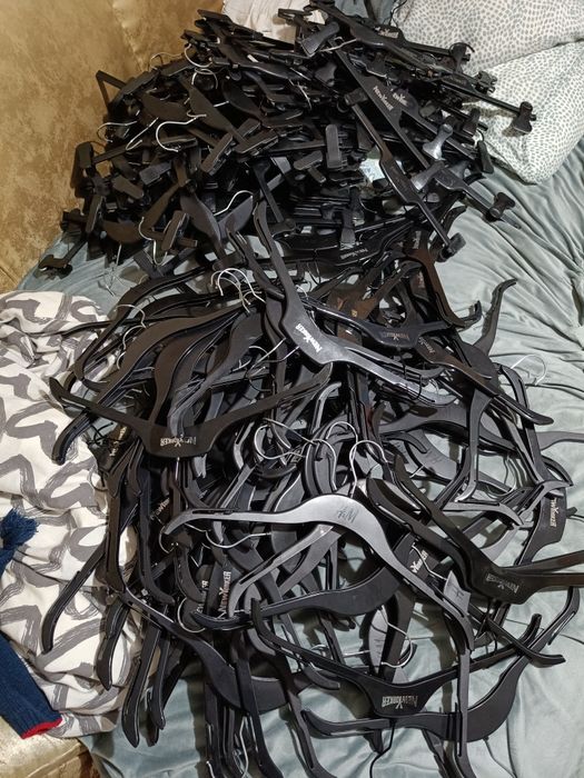 Umerase negre lot 50 bucati