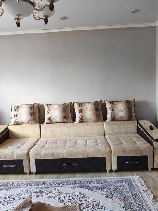 Д  и  в  а  н  ы