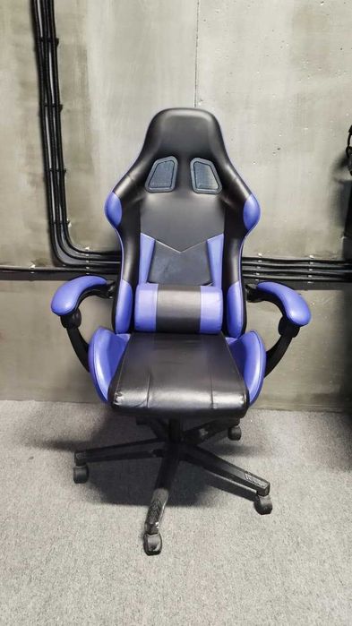 Диваны и  кресла