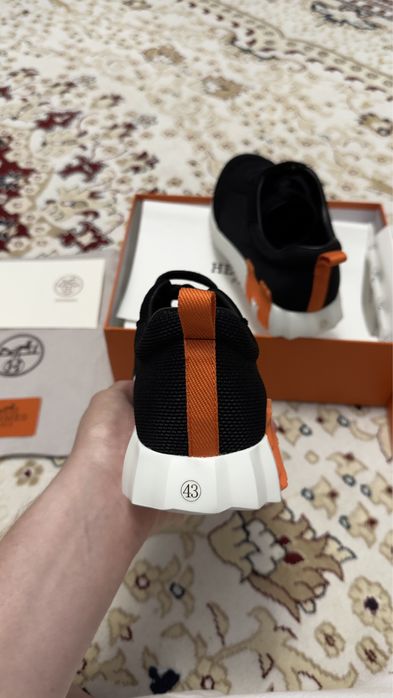 Hermes Bouncing Sneakers