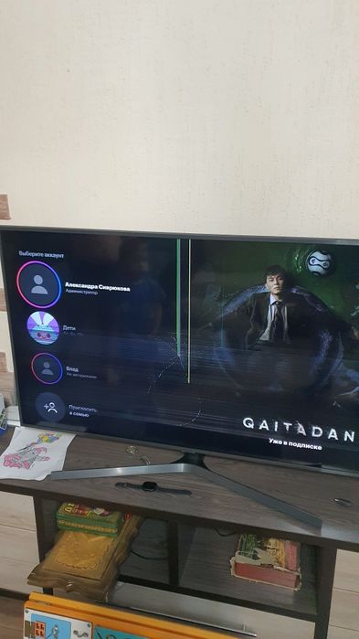 Продам телевизор с дефектом экрана
