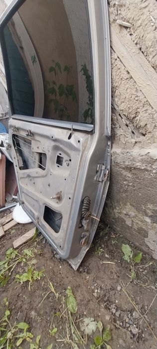 2114 Задний левый дверь