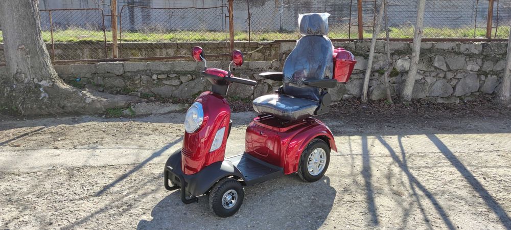 Електрическа четириколка SCE 340 за инвалиди до 20 км в час скорост