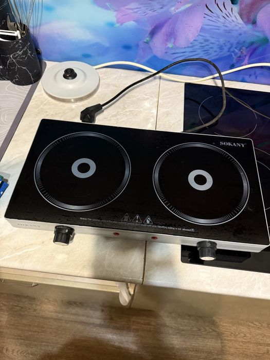 Продаеься электроплита