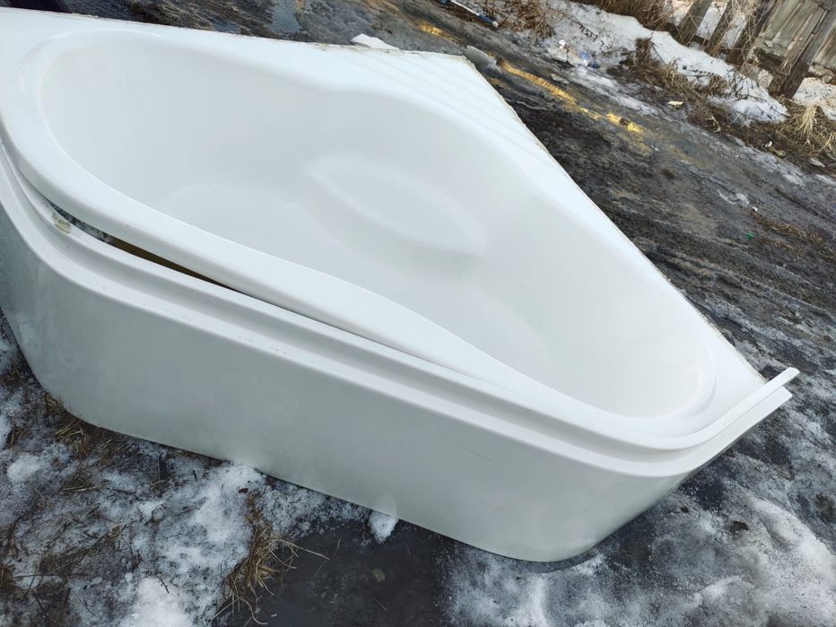 Вана угловая акриловая 150/150