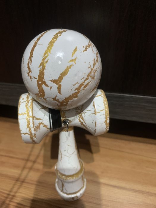 Kendama x originala
