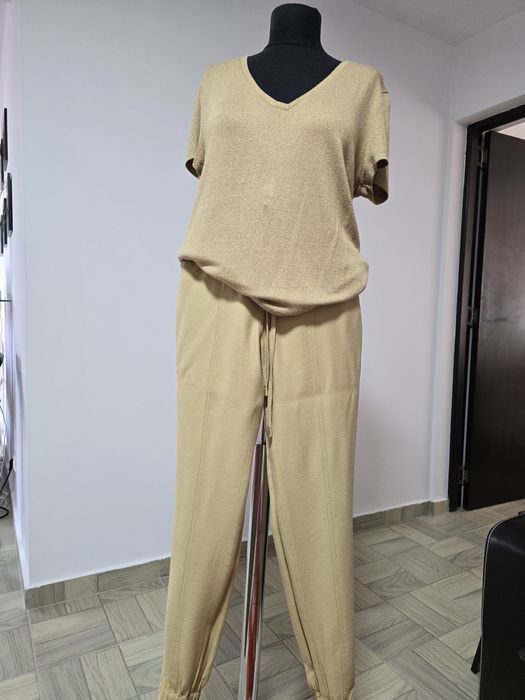 Pantaloni tip cargo din vascoza, cu buzunare