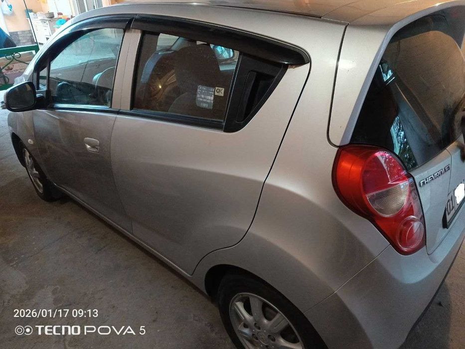 Продаётся свой автомобиль Chevrolet Spark.