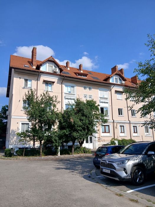 apartament 3 camere 75mp