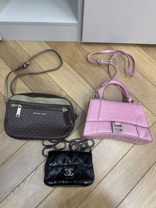 Продаю сумочки новые