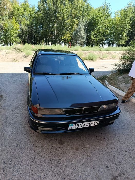 Митсубиши Галант