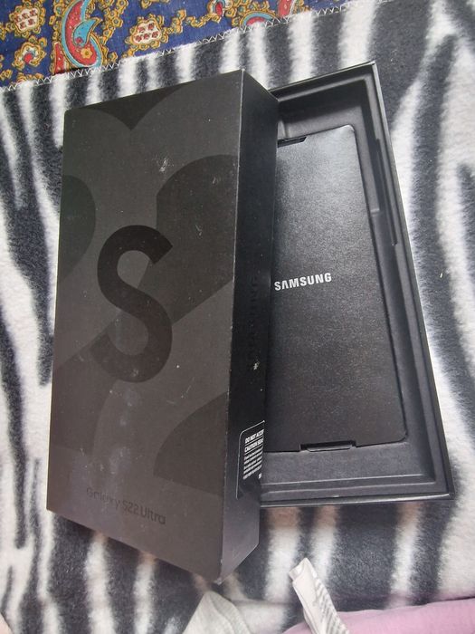 Самсунг S22 Ultra