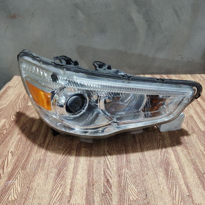 Фары Mitsubishi ASX/ Outlander