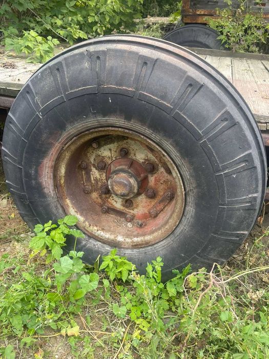 Полуприцеп тракторный