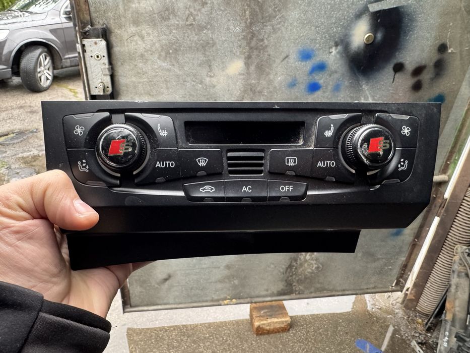 Климатроник за Ауди А4 b8 с подгрев