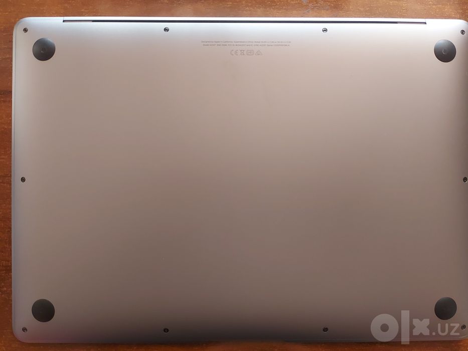 Macbook air m1 / 2020 / 84%