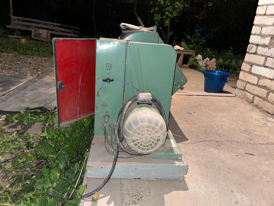 Продам станок по обработке дерево СТД 120М.