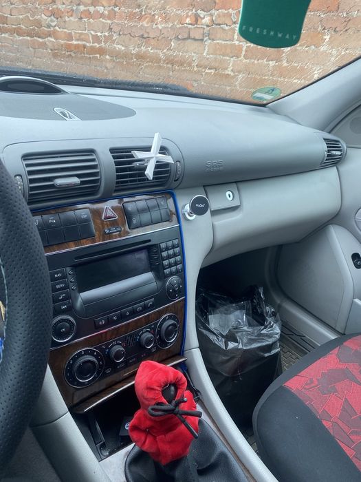 Продава се Mercedes benz c220 CDI