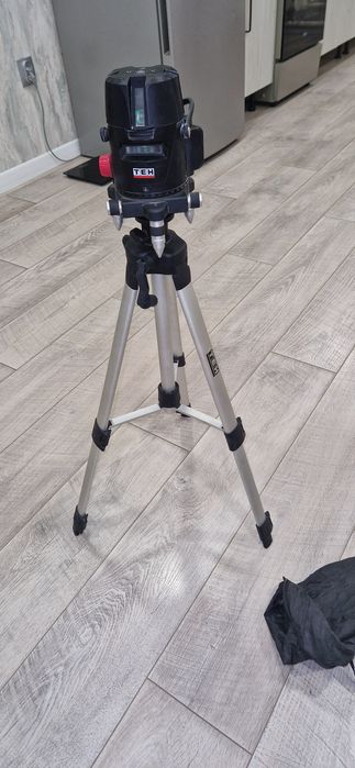 Продам лазерный уровен Тен