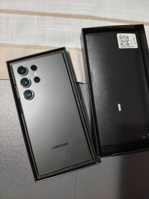Samsung Galaxy S24 Ultra , 256 / 12 GB , la cutie , IMPECABIL !