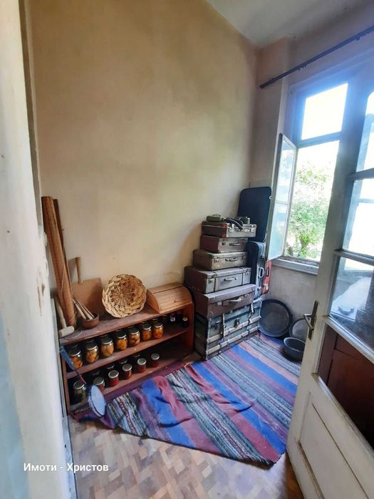 Продава се Етаж от къща в Шумен, Център - 156 кв.м за 769 €/кв.м - Снимка #5