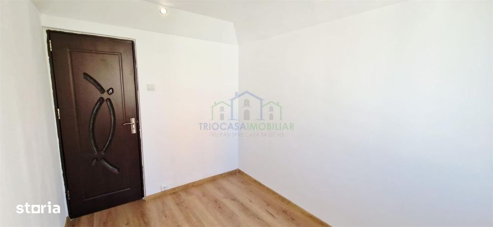 APARTAMENT 3 CAMERE Craiovita, zona Orizont
