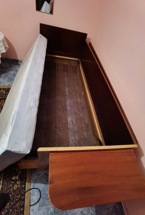 Легло с пружина,матрак, подматрачна рамка