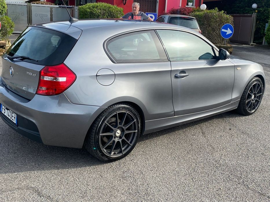 BMW 1 Series 2011 — imagine 3