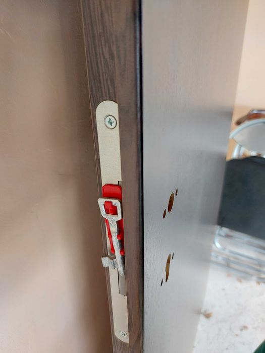 Интериорна врата