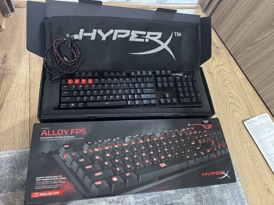 Tastaturi mecanice gaming hyper x