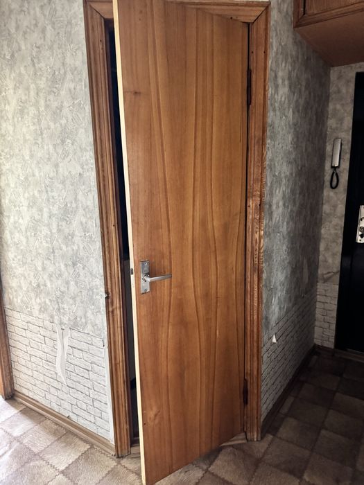 Двери с обналичниками