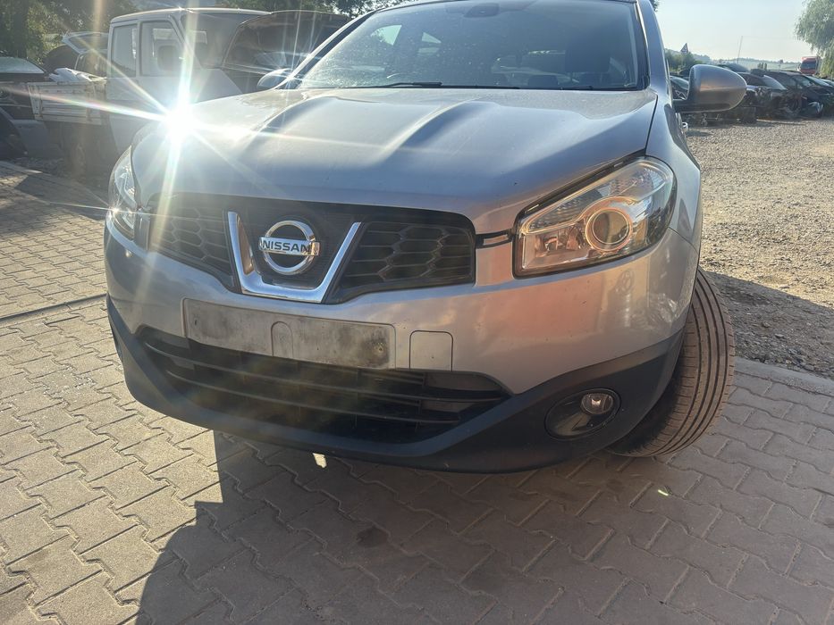 Nu gaseai bara capota far Nissan Qashqai j10 facelift acum o avem pe s