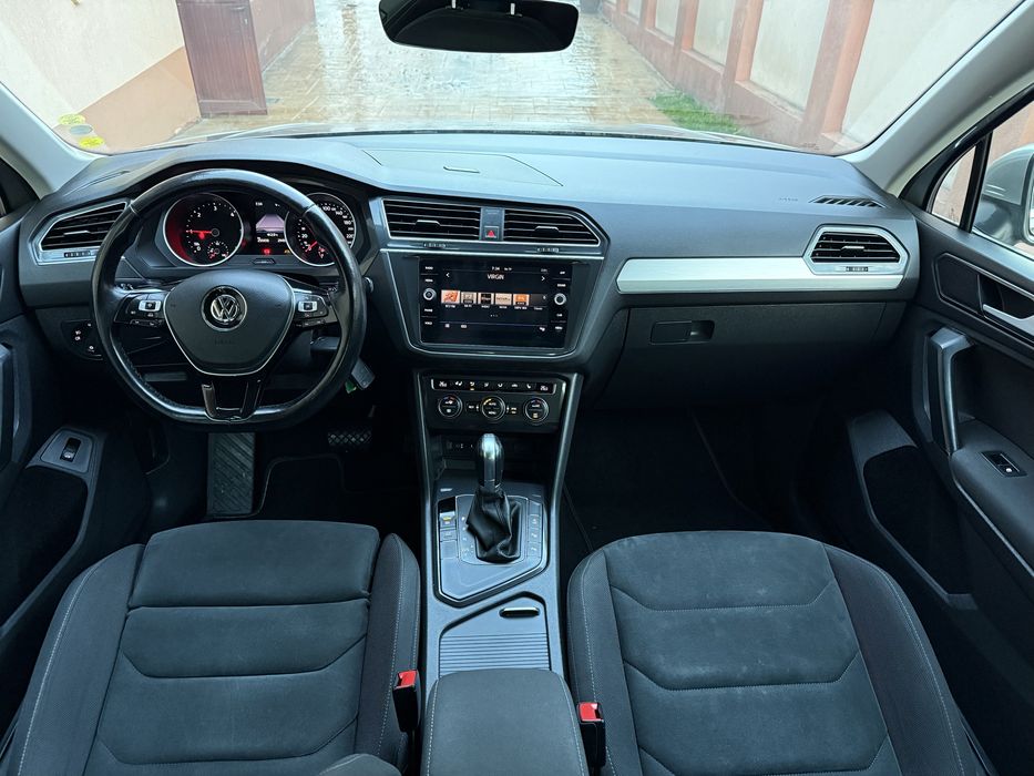 Volkswagen TIGUAN  + Un set Roti Navi -2018- 2.0 tdi 150 cp Automat