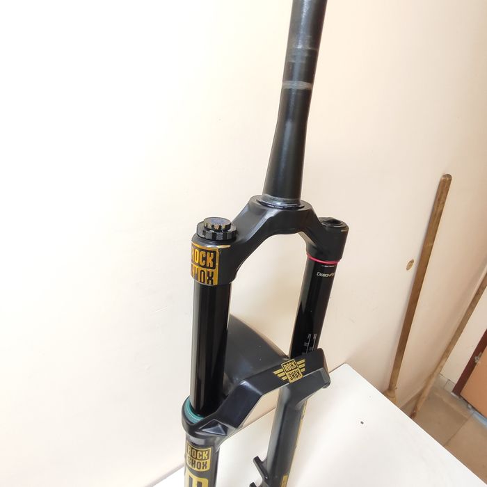 Rockshox Zeb 170mm charger 3, buttercup shaft.