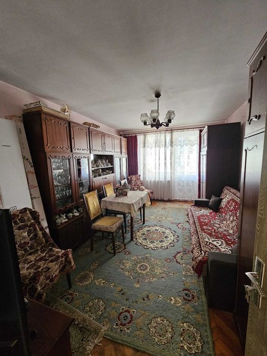 3 camere spațioase – lumină, confort și liniște