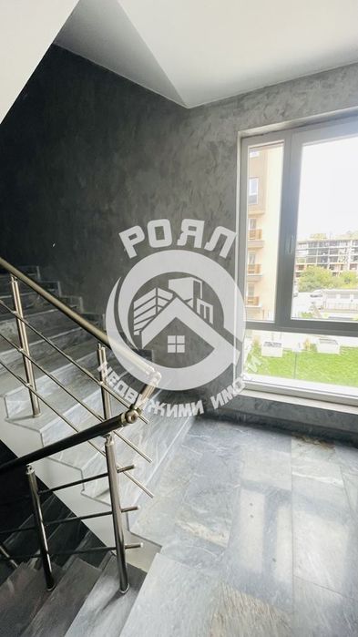 Продава се Тристаен апартамент в Пловдив, Коматевски възел - 121 кв.м за 792 €/кв.м - Снимка #5