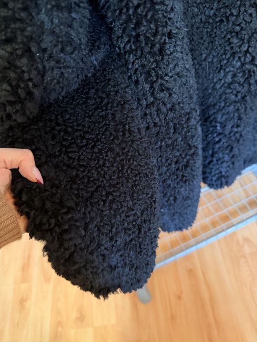 Черно палто от еко косъм