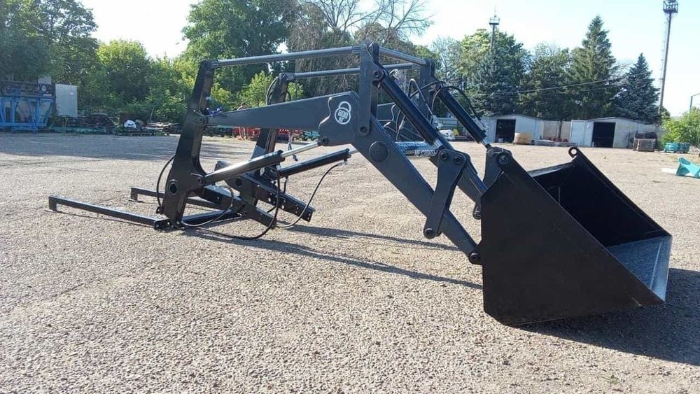 Фронтальный погрузчик КУН ПКУ 0.8