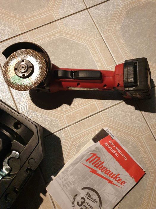 Машини Milwaukee