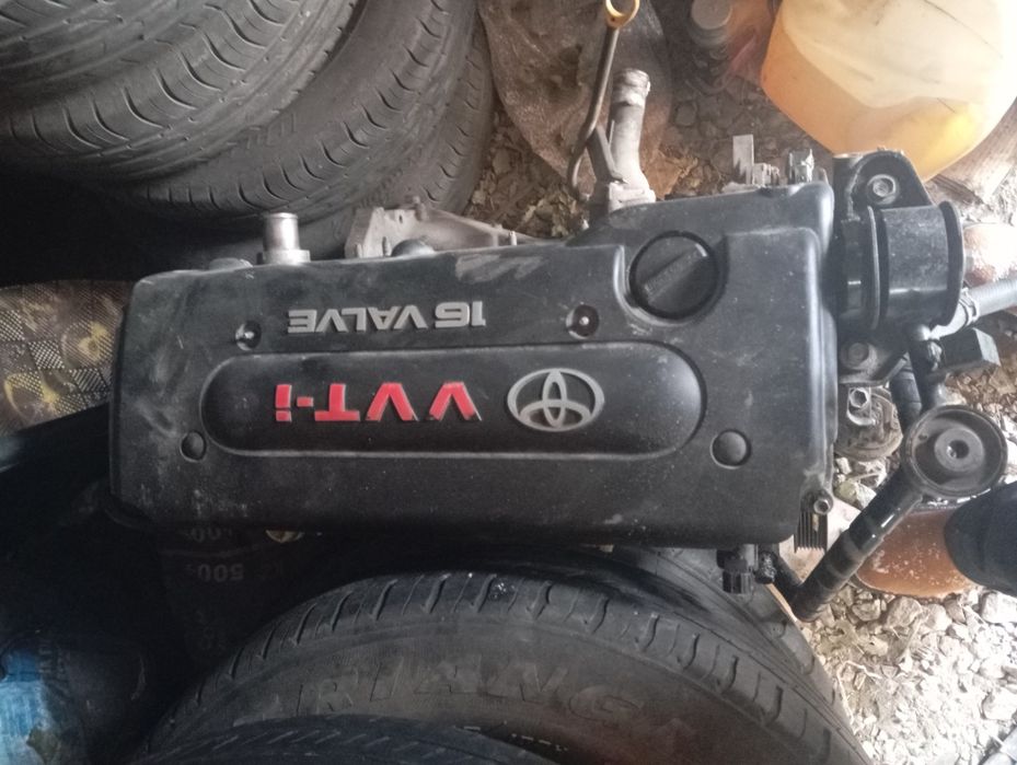 Двигатель Тойота 2AZ-FE